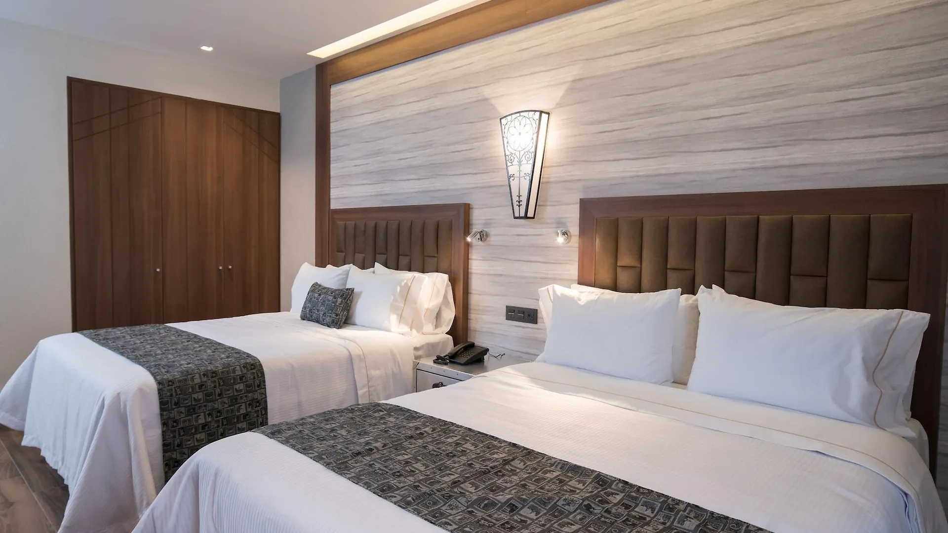 Hotel Ronda Minerva Guadalajara