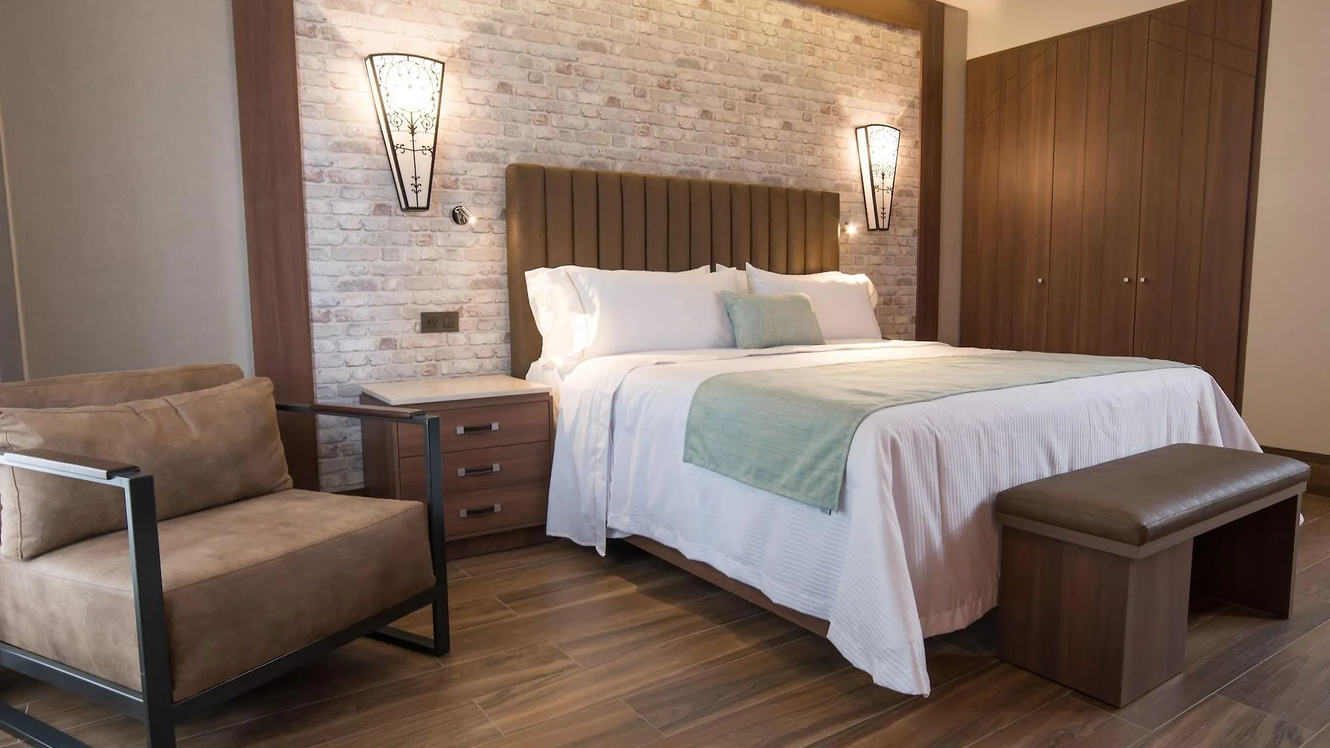 ****  Hotel Ronda Minerva Guadalajara Mexico